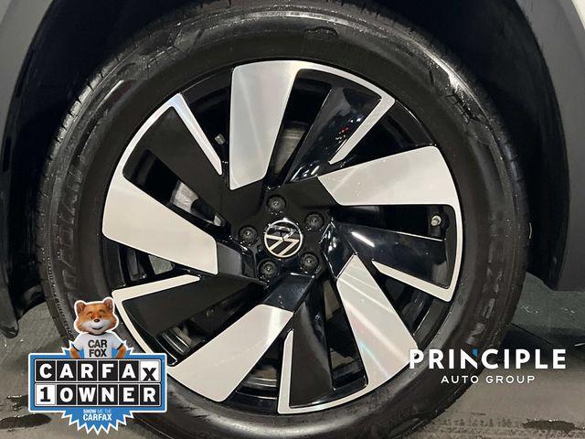 used 2025 Volkswagen Atlas Cross Sport car, priced at $33,390