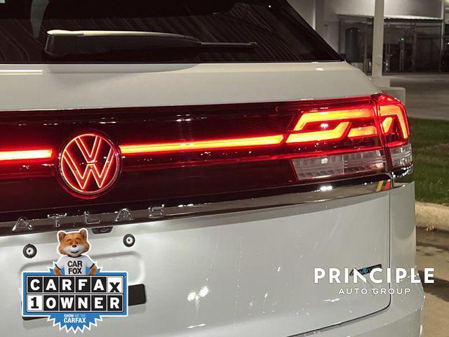 used 2025 Volkswagen Atlas Cross Sport car, priced at $33,390