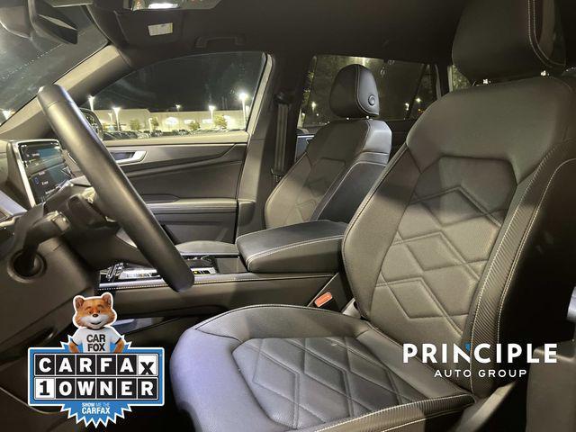 used 2025 Volkswagen Atlas Cross Sport car, priced at $33,390