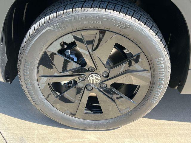 new 2025 Volkswagen Taos car, priced at $26,499