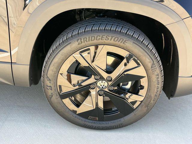 new 2025 Volkswagen Taos car, priced at $26,499