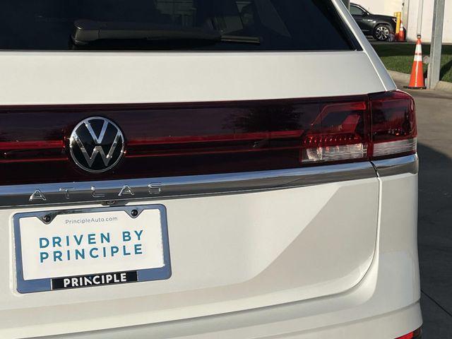 new 2026 Volkswagen Atlas car, priced at $38,169