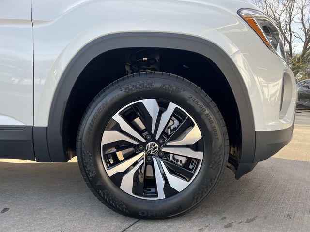 new 2026 Volkswagen Atlas car, priced at $38,169