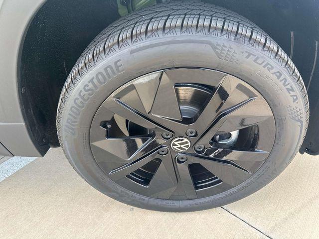 new 2025 Volkswagen Taos car, priced at $26,999