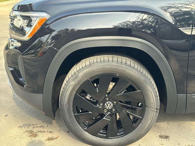 new 2026 Volkswagen Atlas Cross Sport car, priced at $42,780