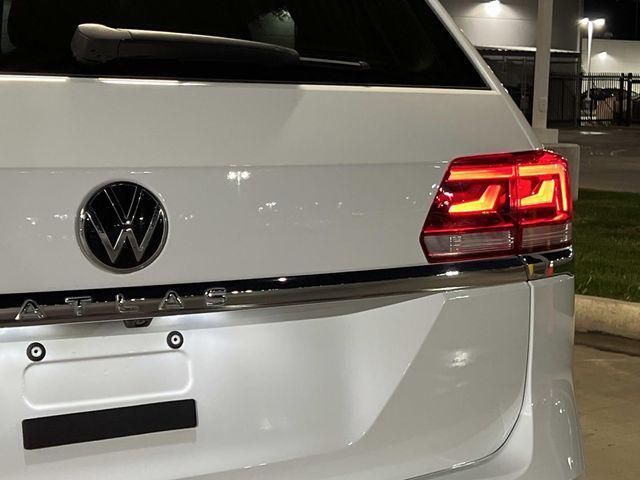 used 2021 Volkswagen Atlas car, priced at $18,490