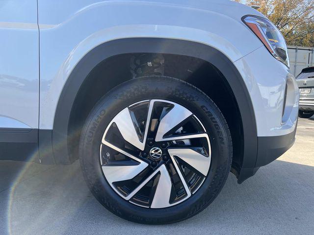 new 2026 Volkswagen Atlas car, priced at $42,079