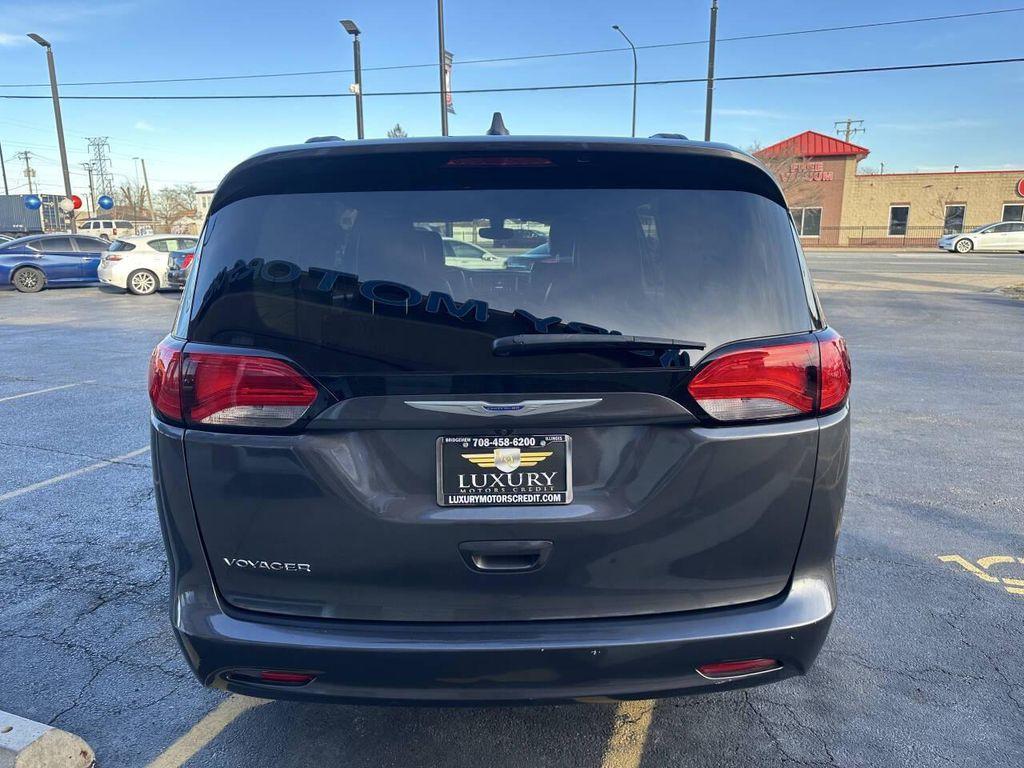 used 2020 Chrysler Voyager car