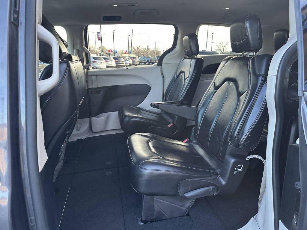 used 2020 Chrysler Voyager car