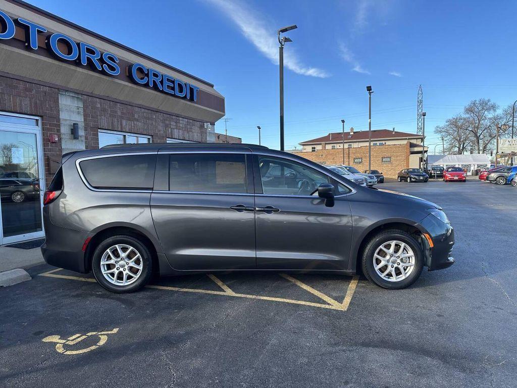 used 2020 Chrysler Voyager car