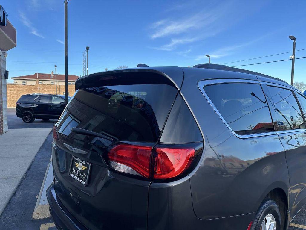 used 2020 Chrysler Voyager car