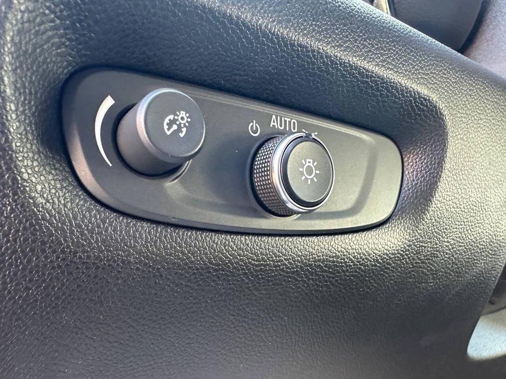 used 2018 Chevrolet Traverse car, priced at $12,995