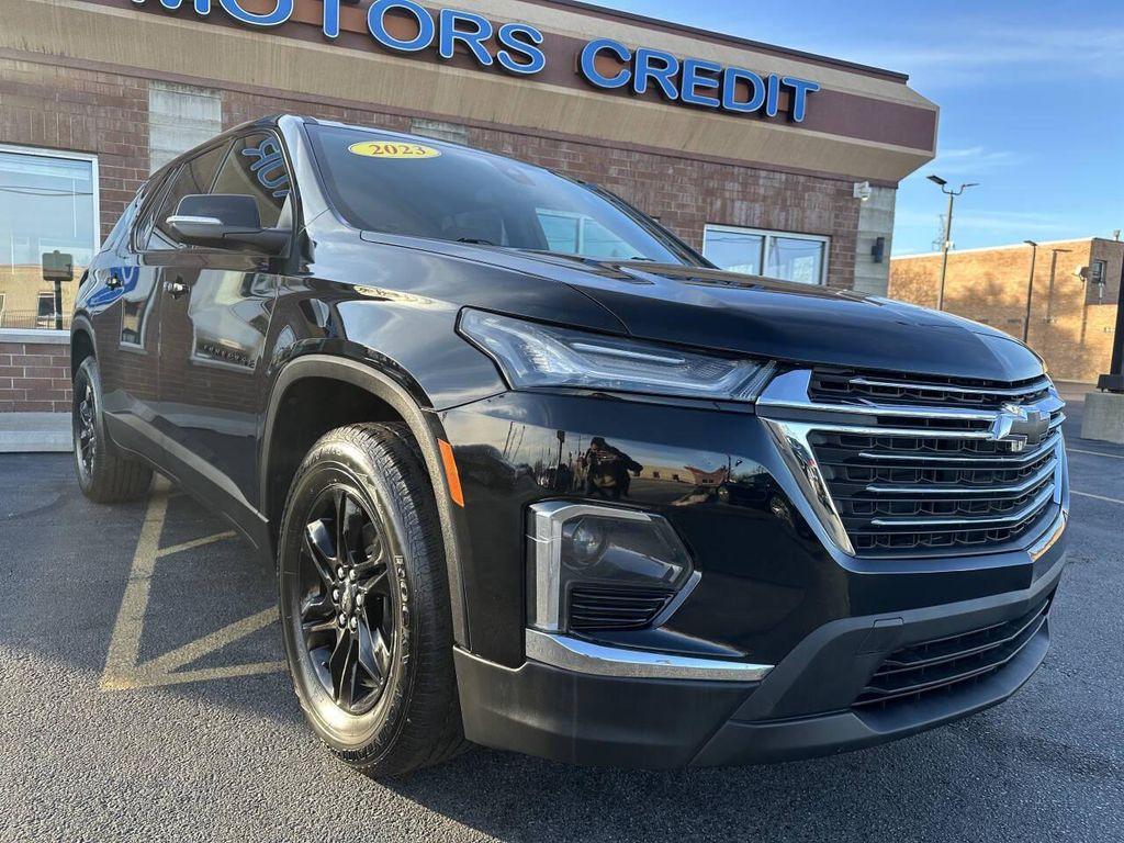 used 2023 Chevrolet Traverse car, priced at $19,826