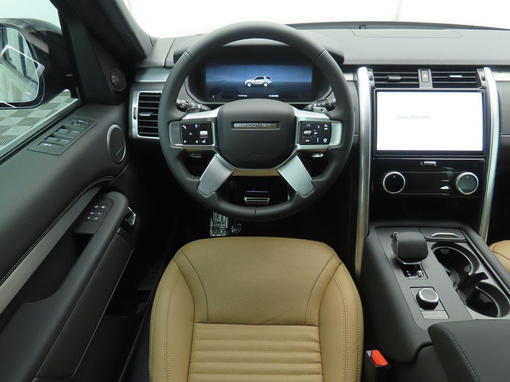 new 2026 Land Rover Discovery car, priced at $76,936