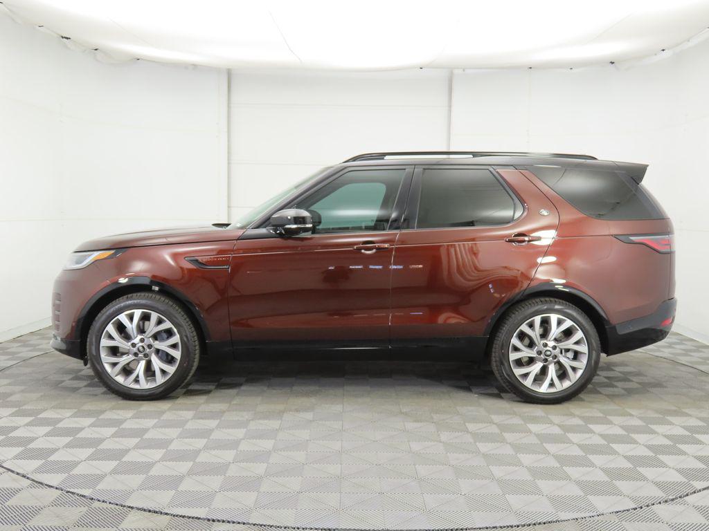 new 2026 Land Rover Discovery car, priced at $76,936