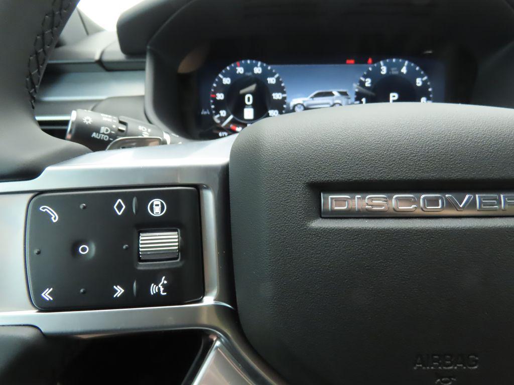 new 2026 Land Rover Discovery car, priced at $76,936