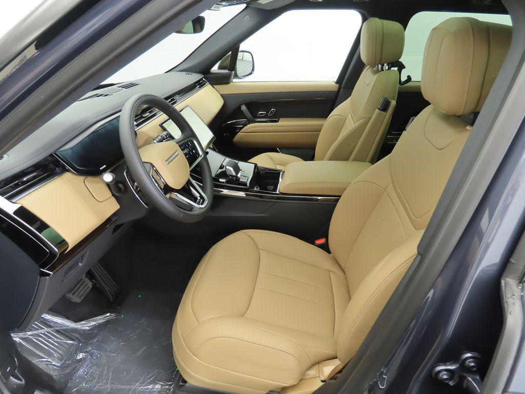 new 2025 Land Rover Range Rover Sport car, priced at $95,715