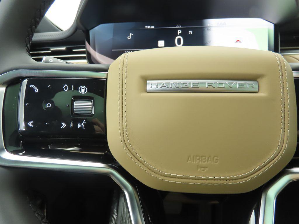 new 2025 Land Rover Range Rover Sport car, priced at $95,715