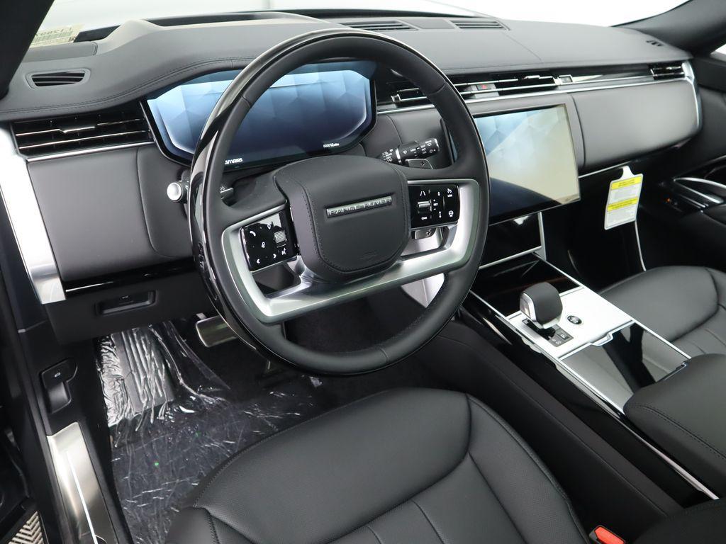new 2025 Land Rover Range Rover car, priced at $127,530