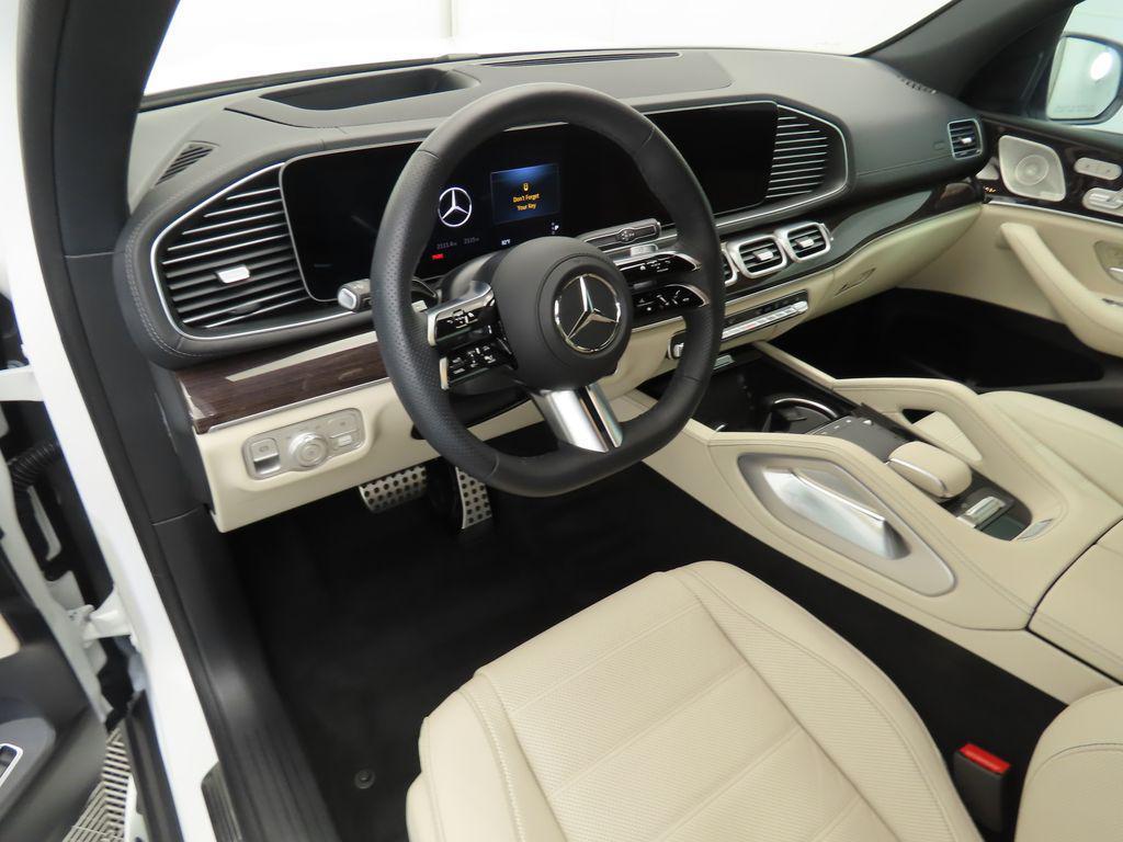used 2025 Mercedes-Benz GLS 580 car, priced at $97,483