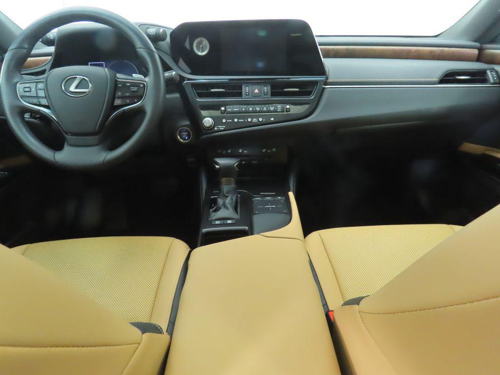 used 2022 Lexus ES 300h car, priced at $34,093
