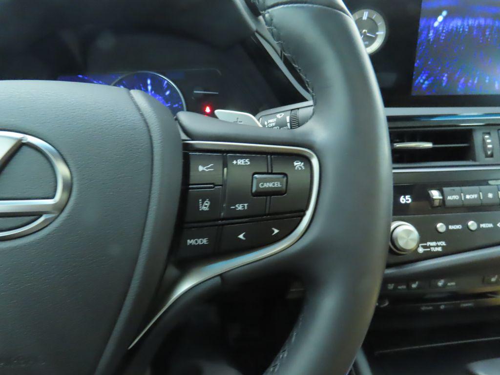 used 2022 Lexus ES 300h car, priced at $34,093