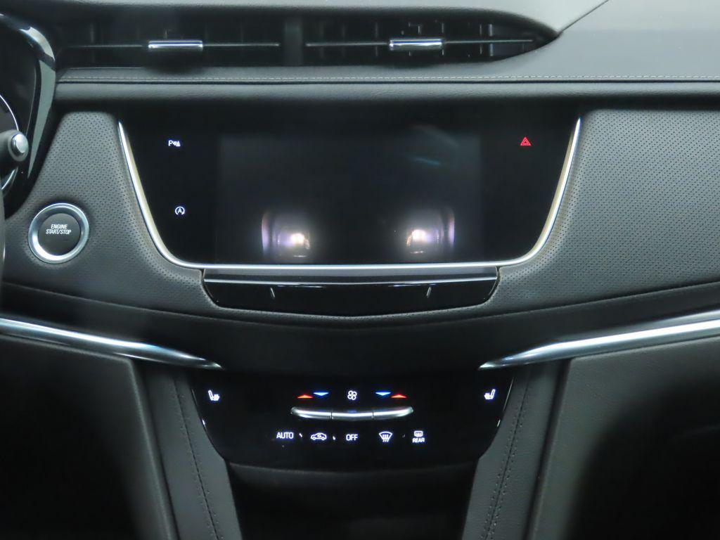 used 2021 Cadillac XT5 car, priced at $25,983