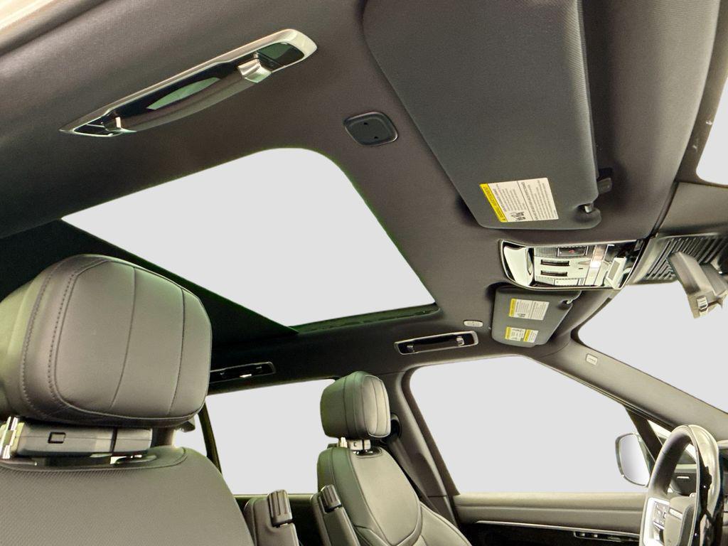 new 2026 Land Rover Range Rover car, priced at $139,515