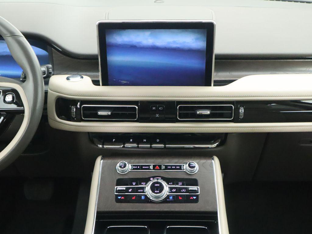 used 2023 Lincoln Aviator car, priced at $39,278