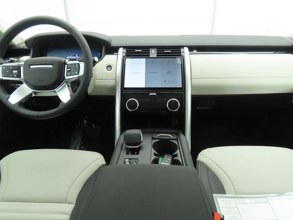 new 2026 Land Rover Discovery car, priced at $67,516