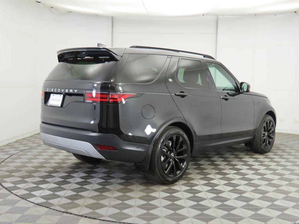 new 2026 Land Rover Discovery car, priced at $67,516