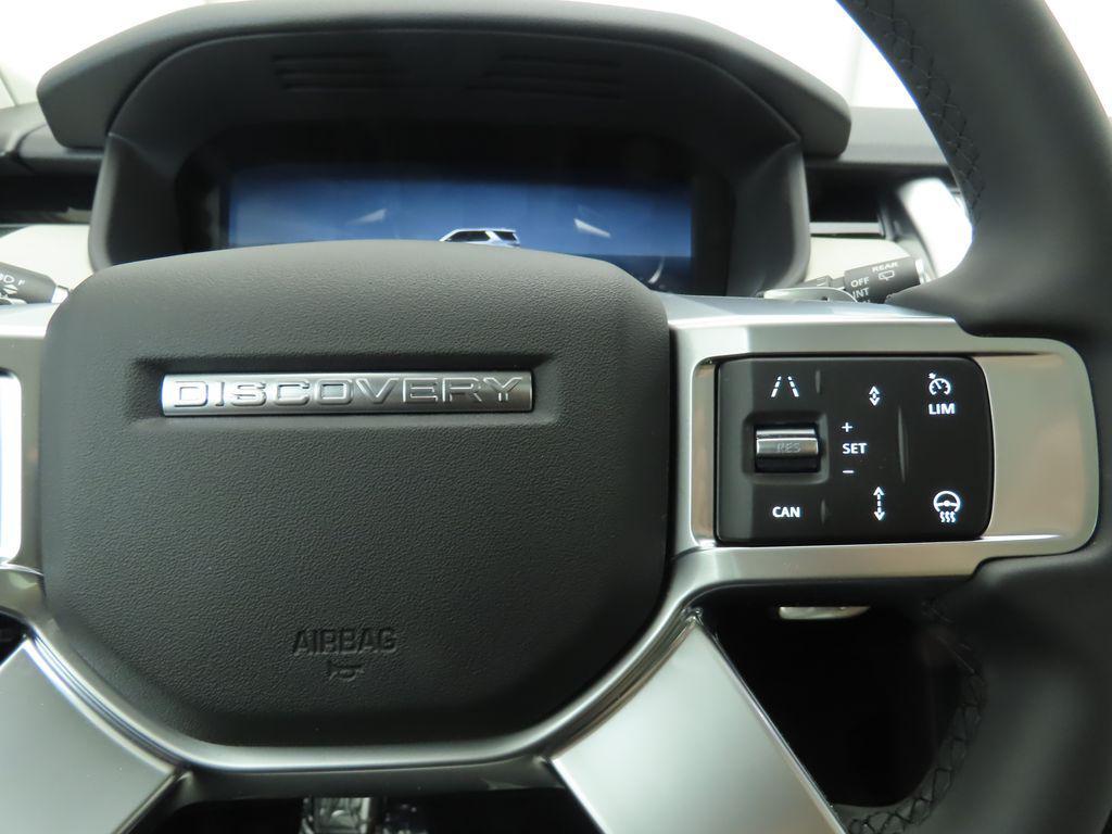 new 2026 Land Rover Discovery car, priced at $67,516