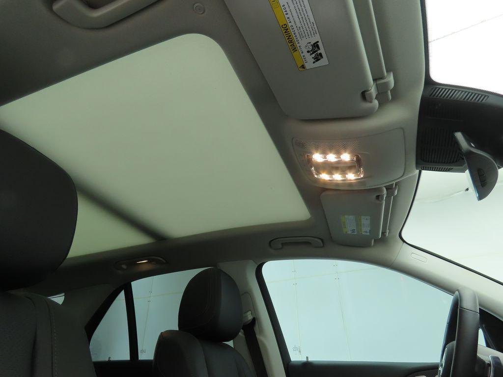 used 2024 Mercedes-Benz GLE 450 car, priced at $63,983