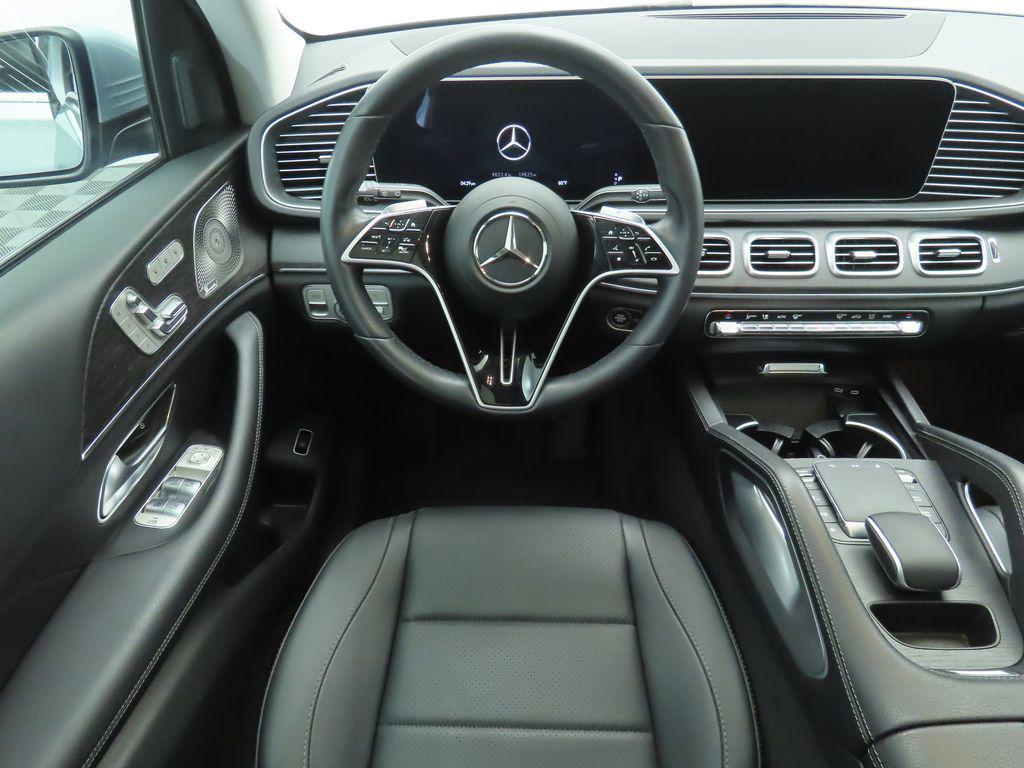 used 2024 Mercedes-Benz GLE 450 car, priced at $63,983