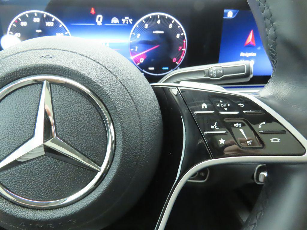 used 2024 Mercedes-Benz GLE 450 car, priced at $63,983