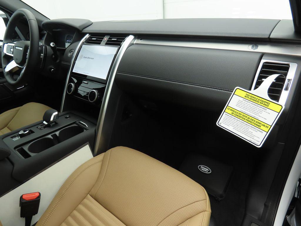 new 2026 Land Rover Discovery car, priced at $76,636