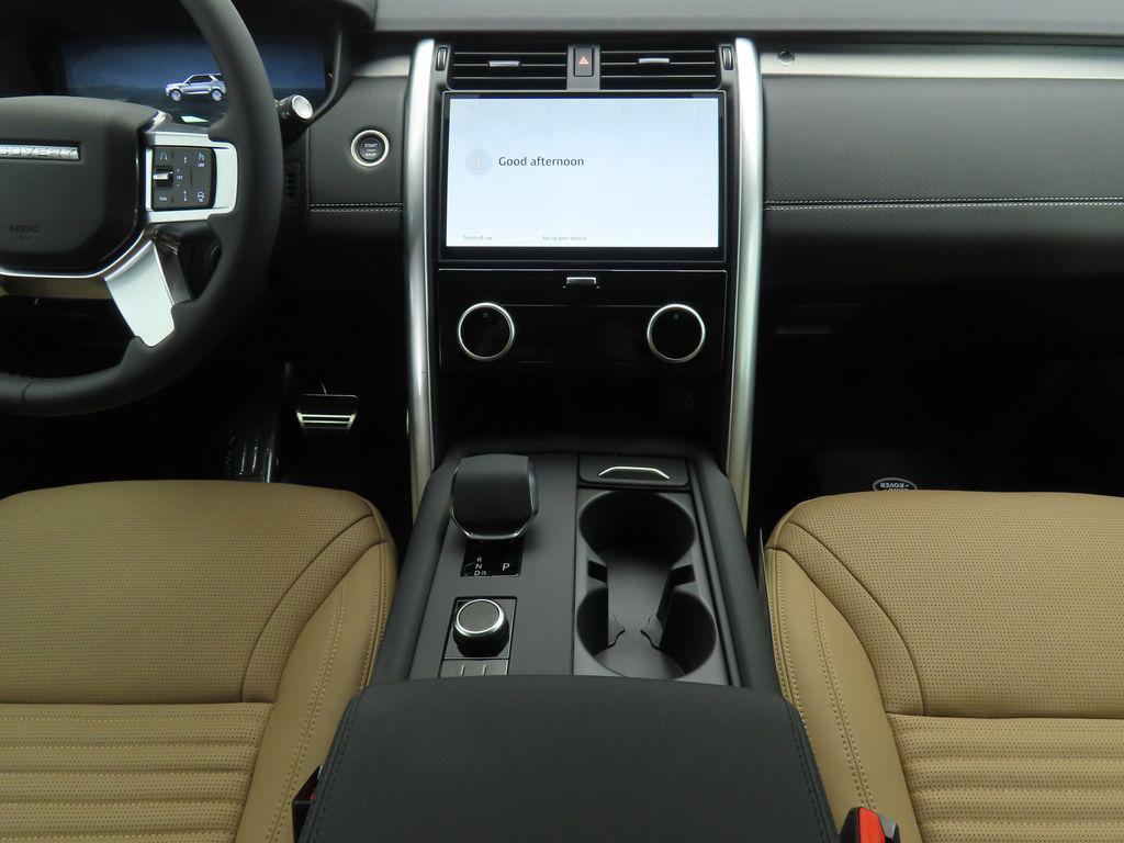 new 2026 Land Rover Discovery car, priced at $76,636