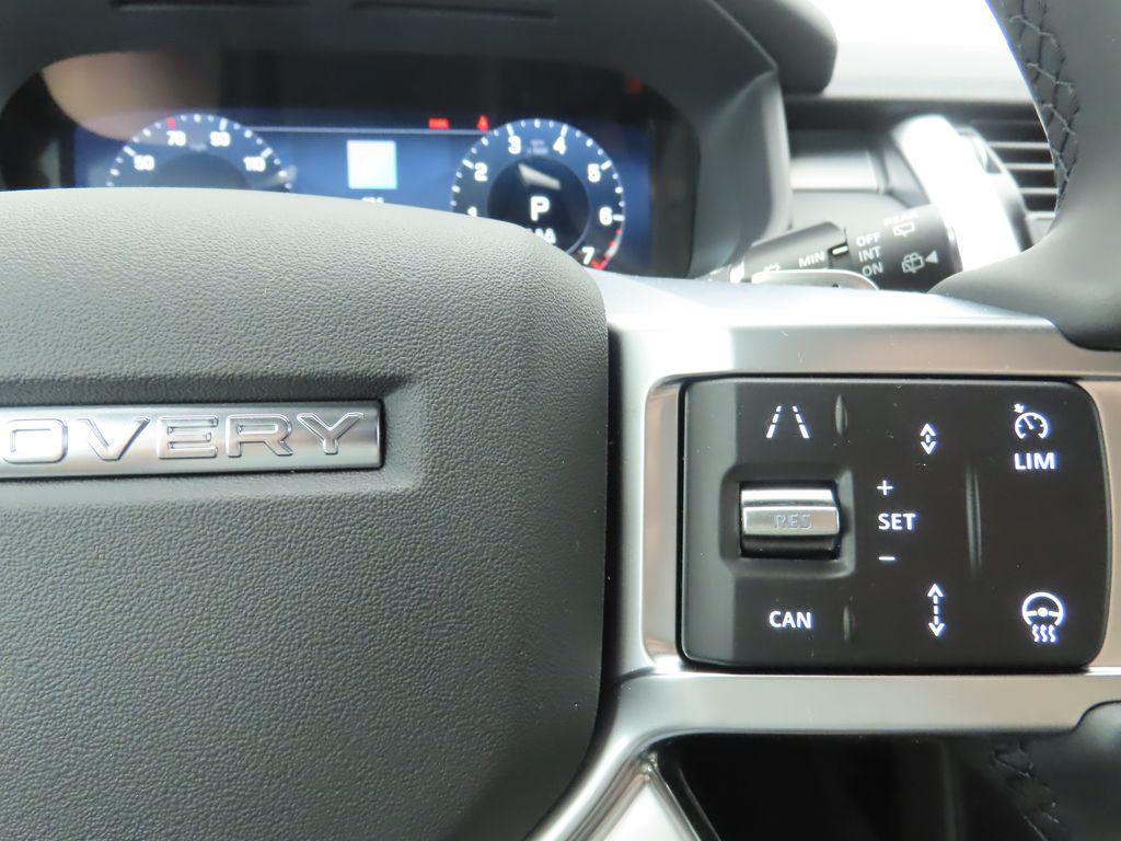 new 2026 Land Rover Discovery car, priced at $76,636