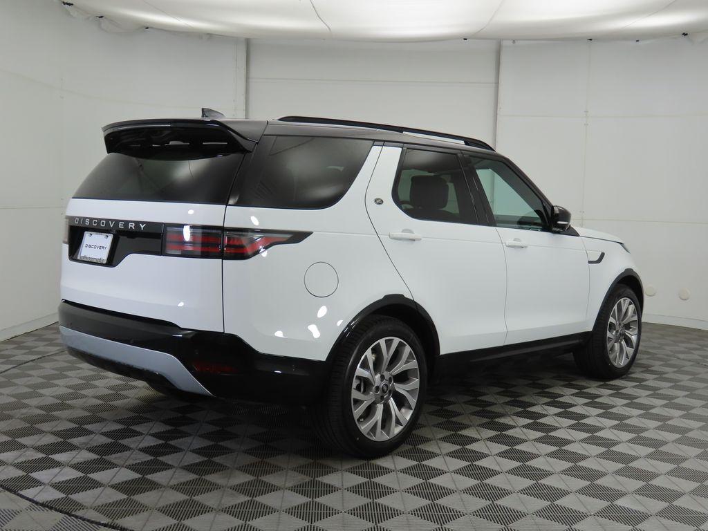 new 2026 Land Rover Discovery car, priced at $76,636
