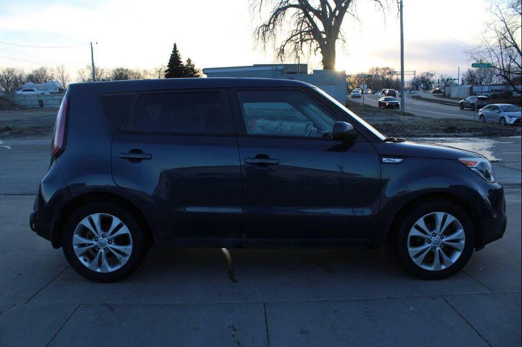 used 2015 Kia Soul car, priced at $3,900