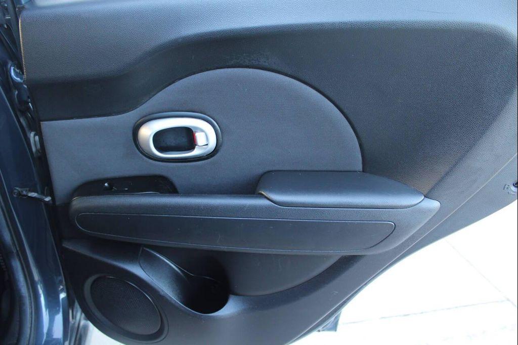 used 2015 Kia Soul car, priced at $3,900