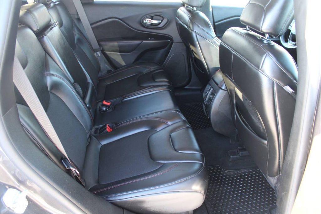 used 2020 Jeep Cherokee car, priced at $8,999