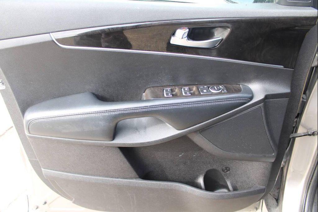 used 2018 Kia Sorento car, priced at $8,800