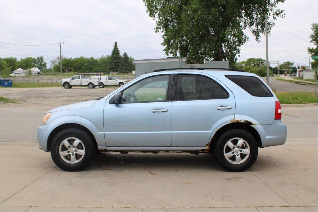 used 2008 Kia Sorento car, priced at $900