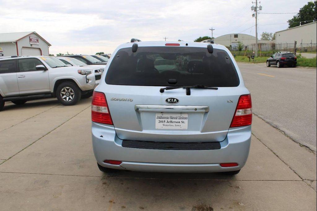 used 2008 Kia Sorento car, priced at $900