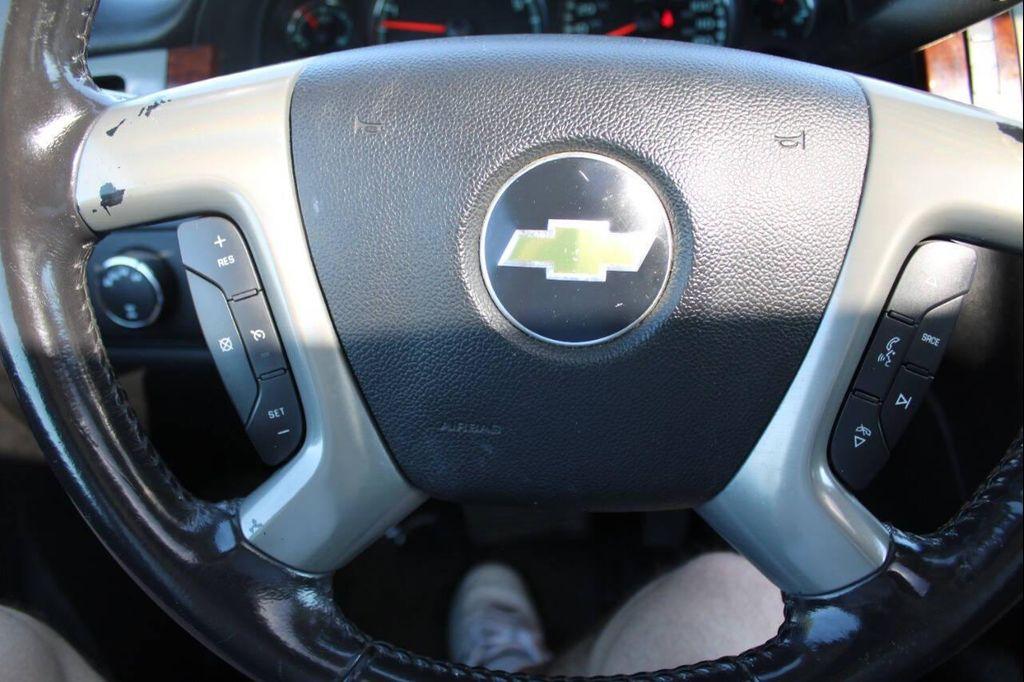 used 2011 Chevrolet Suburban car, priced at $3,999