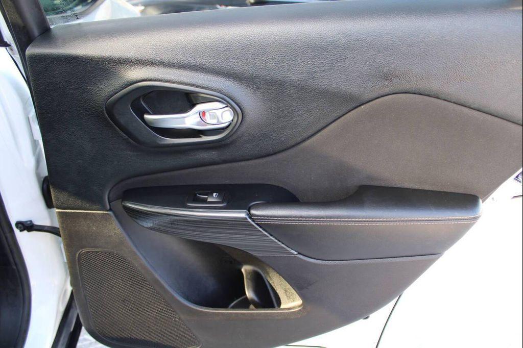 used 2016 Jeep Cherokee car, priced at $7,900