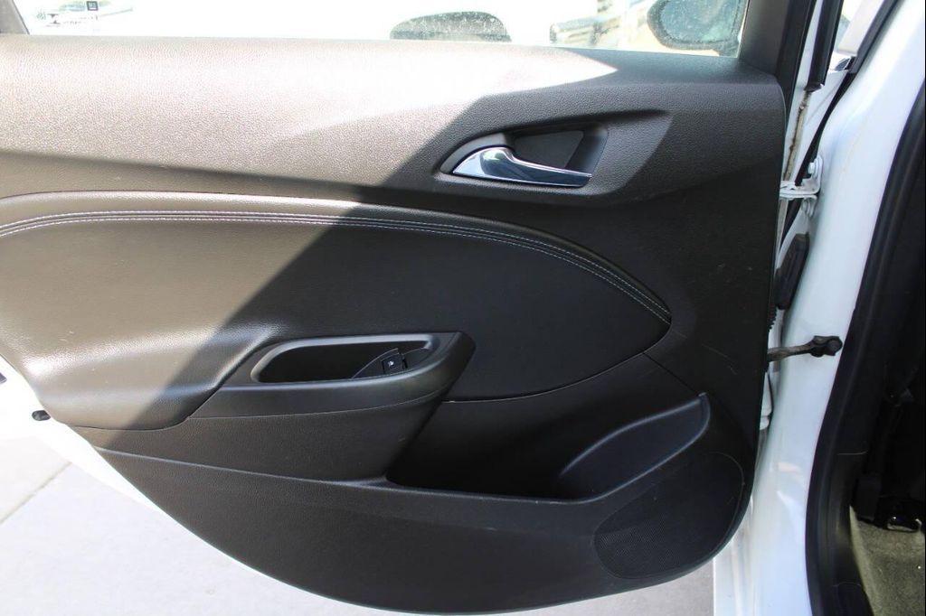 used 2018 Chevrolet Cruze car, priced at $10,900