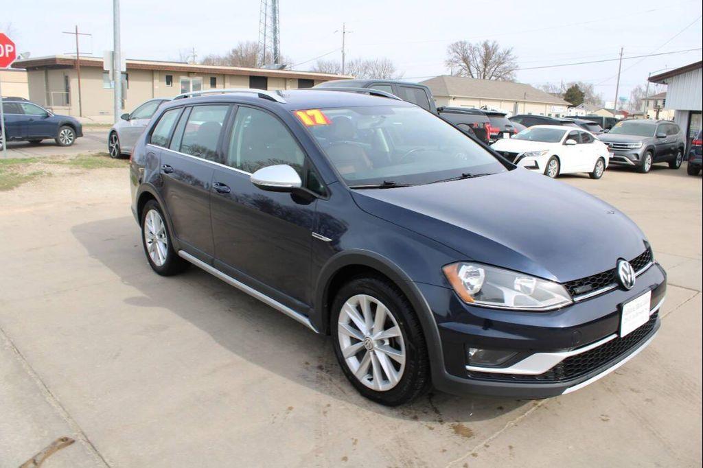 used 2017 Volkswagen Golf Alltrack car, priced at $11,900
