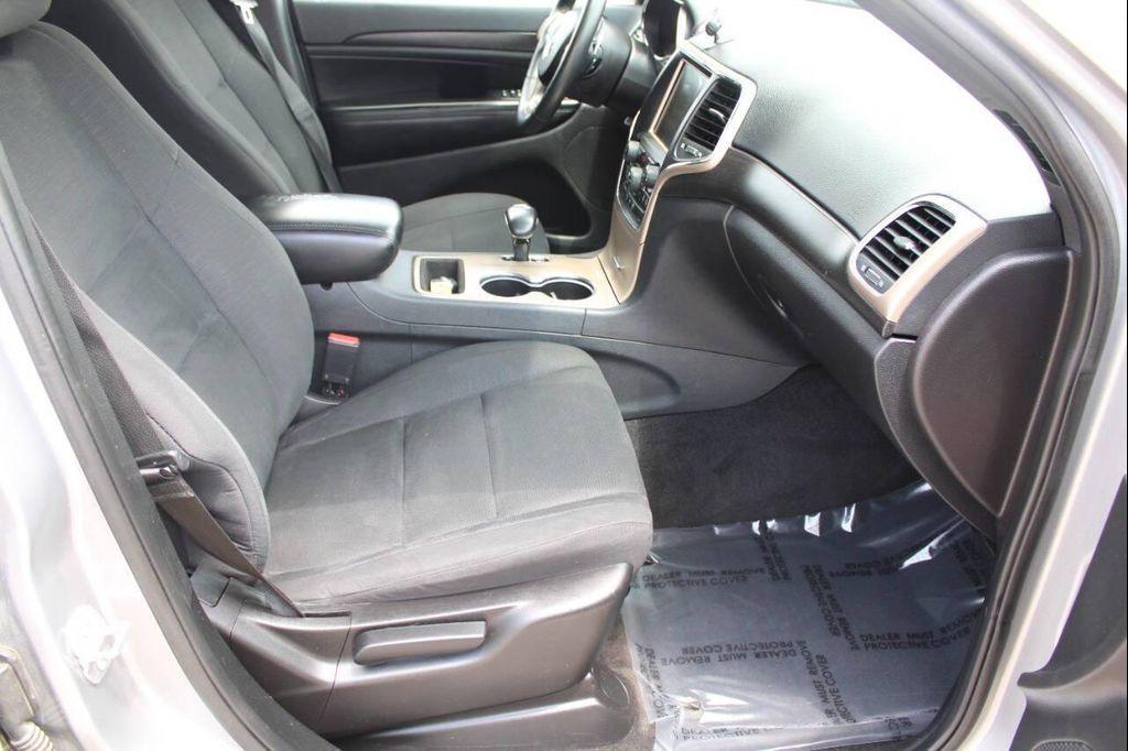 used 2015 Jeep Grand Cherokee car, priced at $8,800